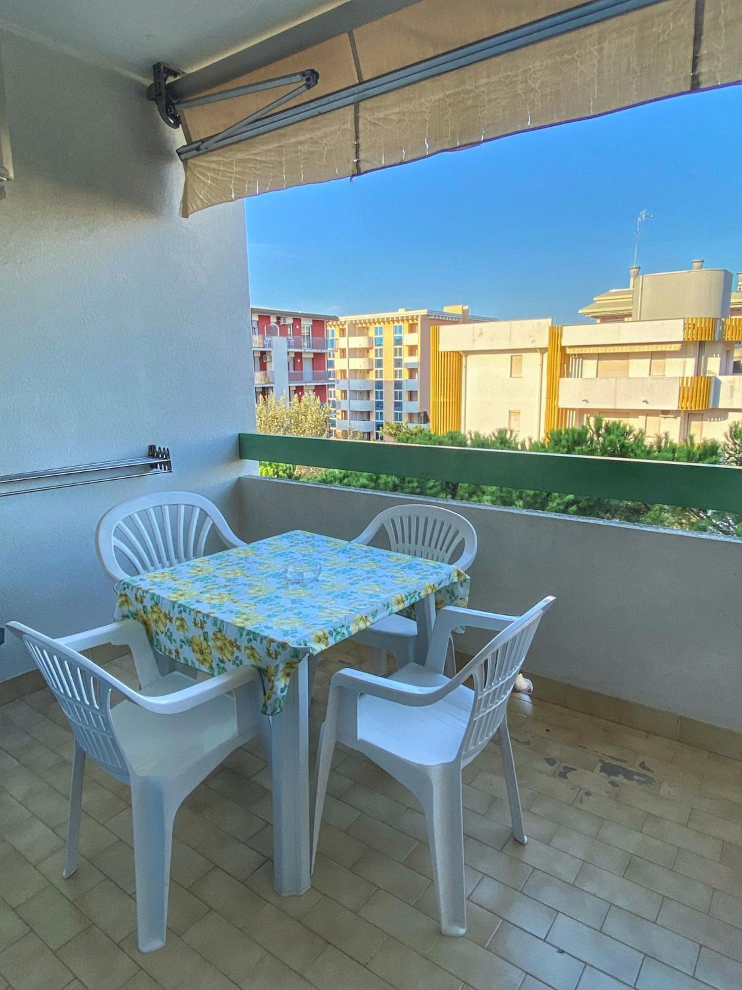 Grazioso Appartamento N 76 A 100Mt Dal Mare Bibione Exteriér fotografie