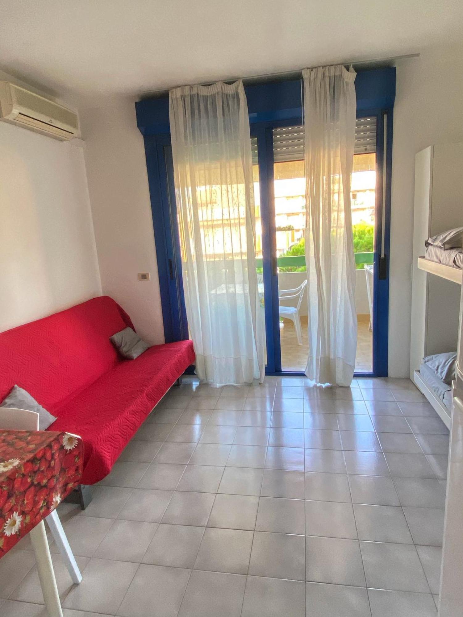 Grazioso Appartamento N 76 A 100Mt Dal Mare Bibione Exteriér fotografie